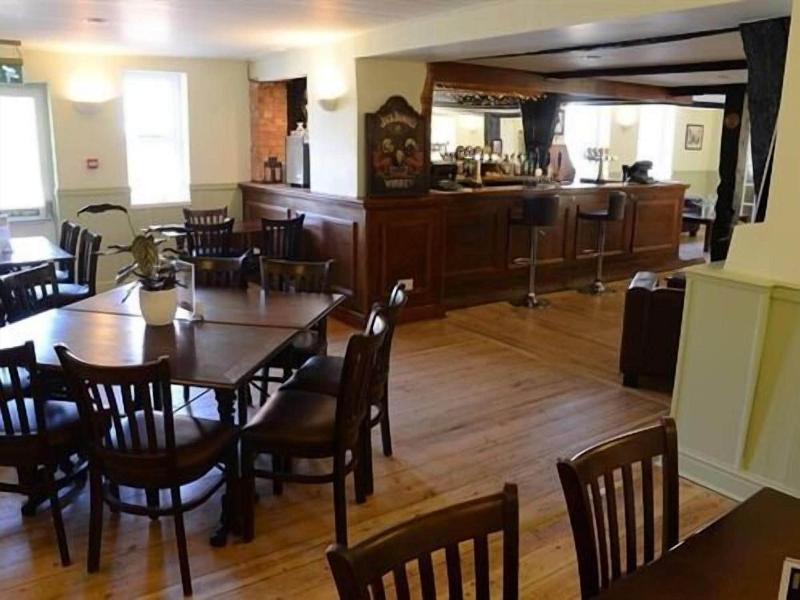 The Hollies Inn - Restoran
