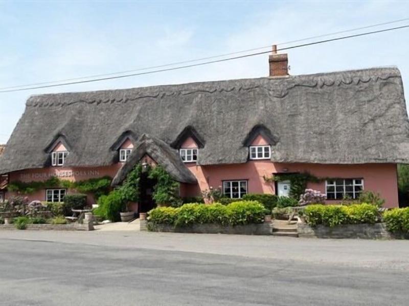 The Four Horseshoes - Genel
