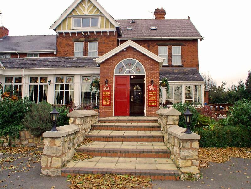 The Punchbowl Inn - Genel
