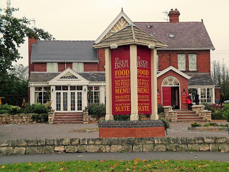 The Punchbowl Inn - Genel