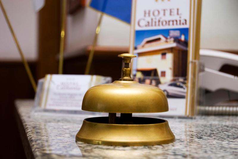 Hotel California - Lobi