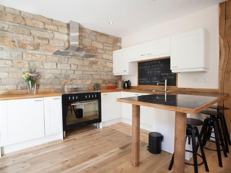 The Willow Restaurant & Cottages - Restoran