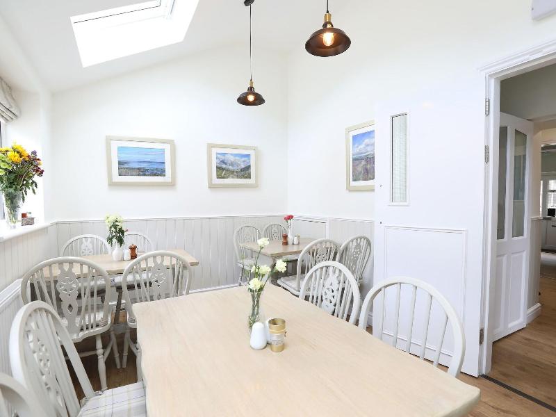 The Willow Restaurant & Cottages - Restoran