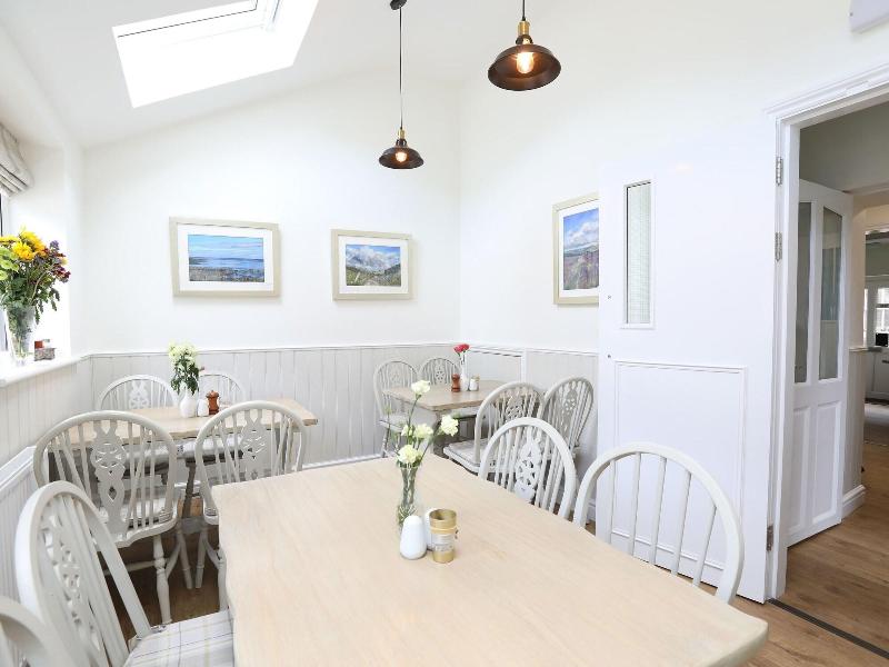 The Willow Restaurant & Cottages - Restoran