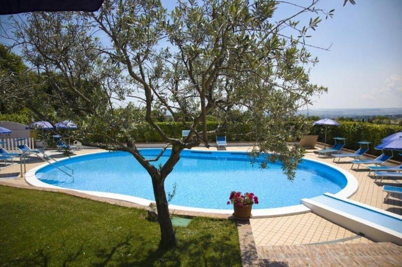 Hotel Le Cave - Aktivite