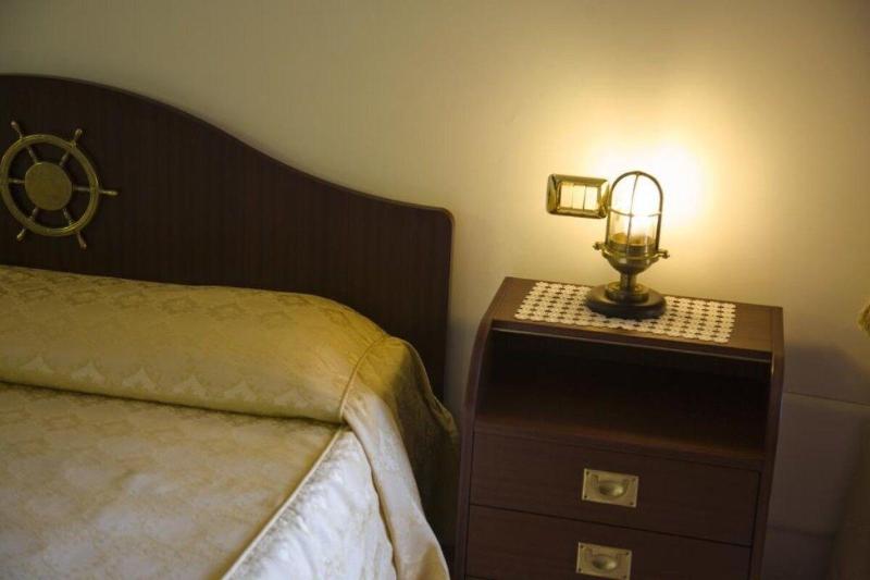 Hotel Le Cave - Oda
