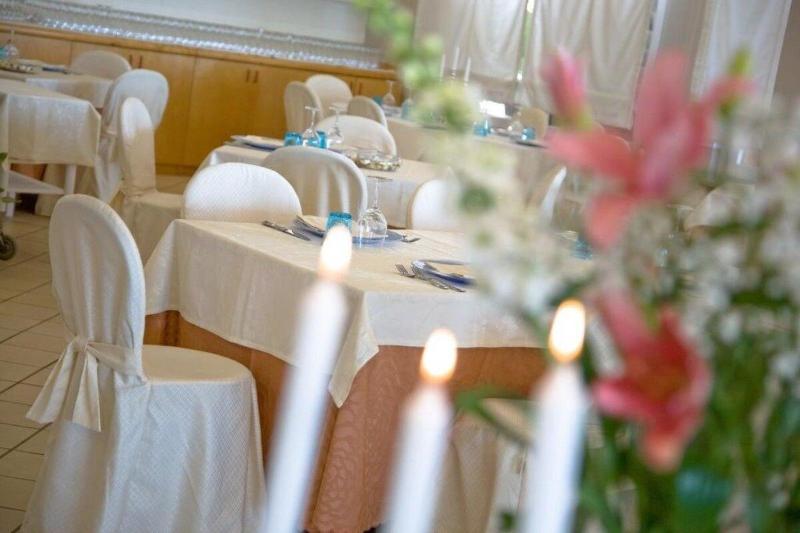 Hotel Le Cave - Restoran