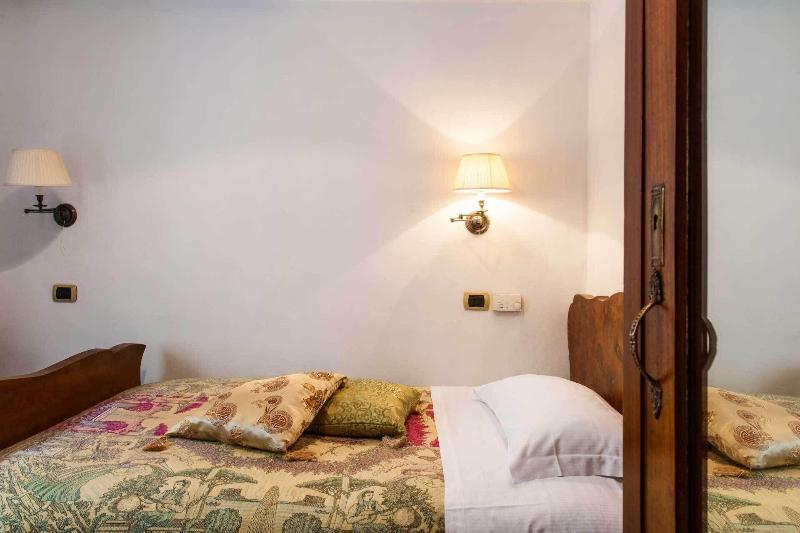 Hotel Antico Furlo - Oda