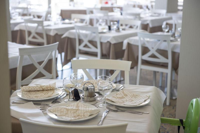 Hotel Ambassador - Restoran