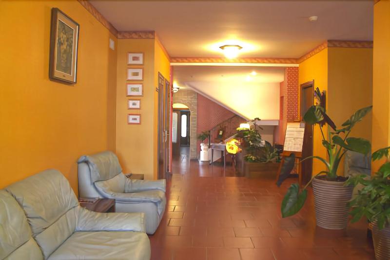 Hotel Girasole - Lobi