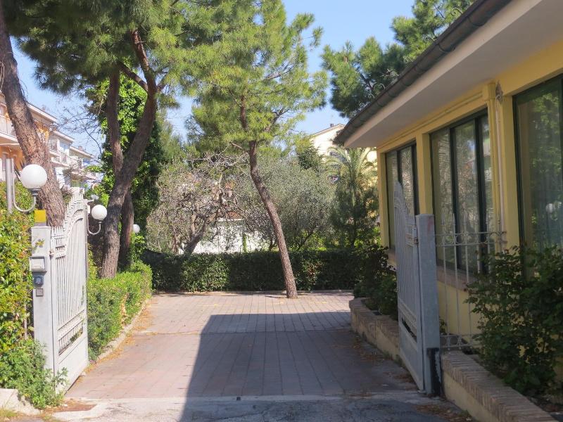Hotel Girasole - Genel