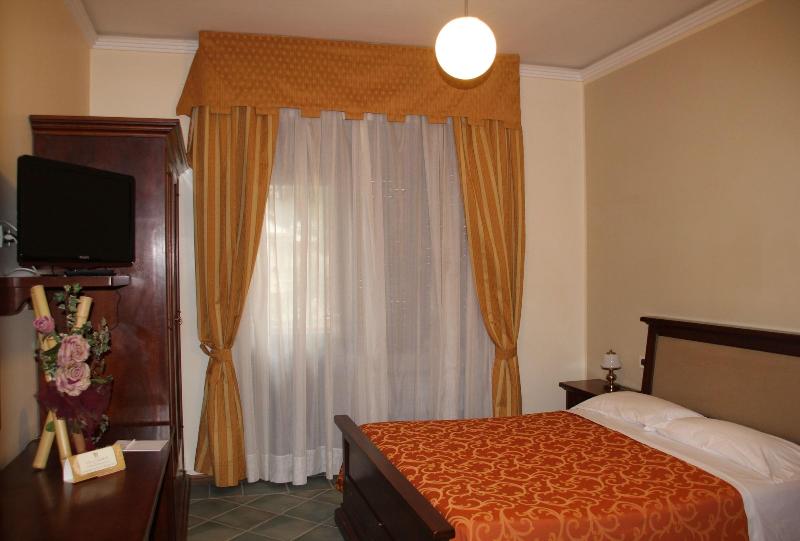 Hotel Girasole - Oda