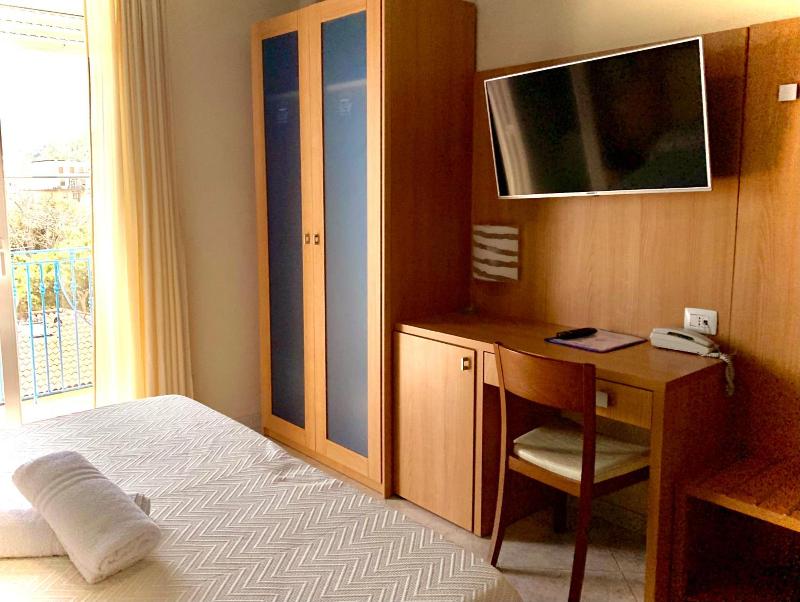 Hotel Ambassador - Oda