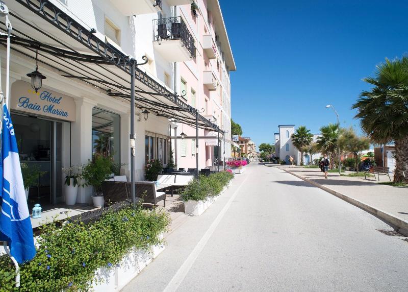 Baia Marina Hotel - Genel