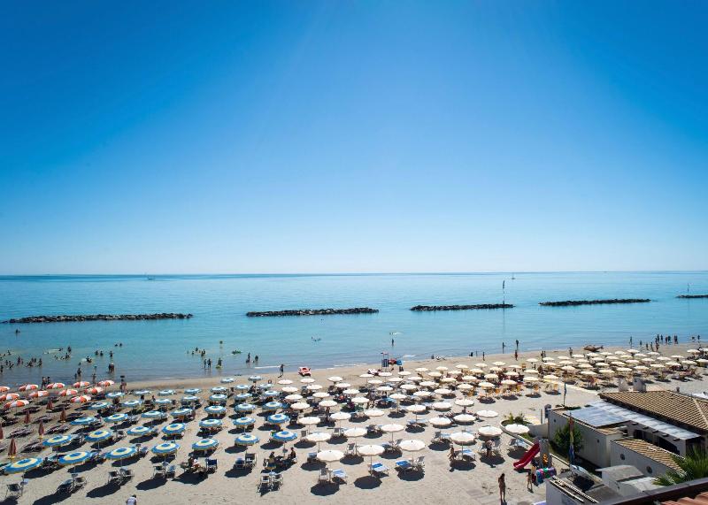 Baia Marina Hotel - Genel
