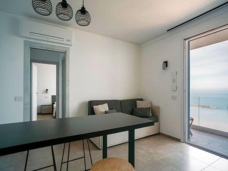 Baia Marina Hotel - Oda