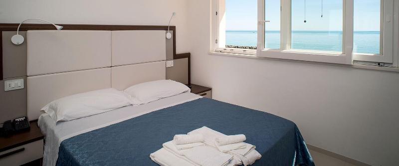 Baia Marina Hotel - Oda