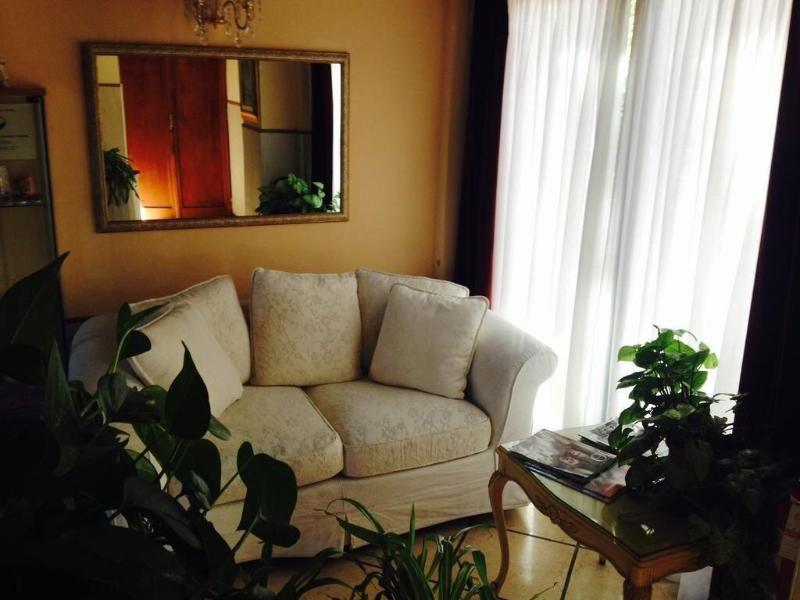 Hotel Serena - Lobi