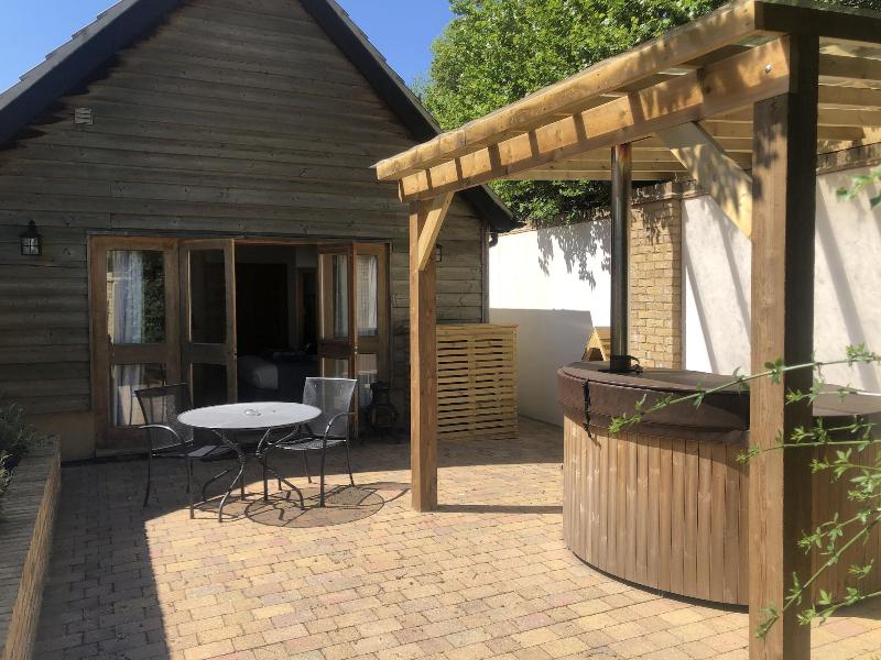 Tewin Bury Farm Hotel - Oda