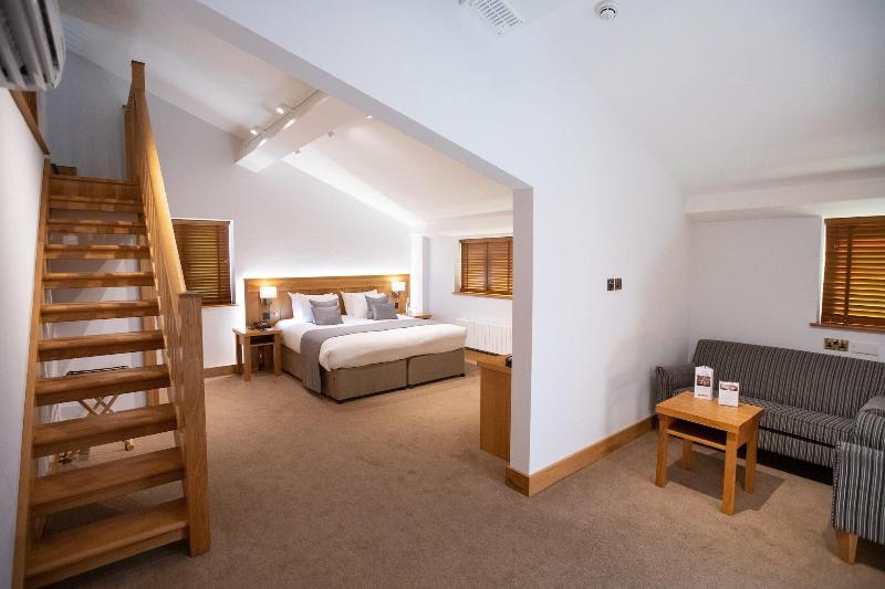 Tewin Bury Farm Hotel - Oda