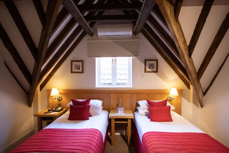 Tewin Bury Farm Hotel - Oda