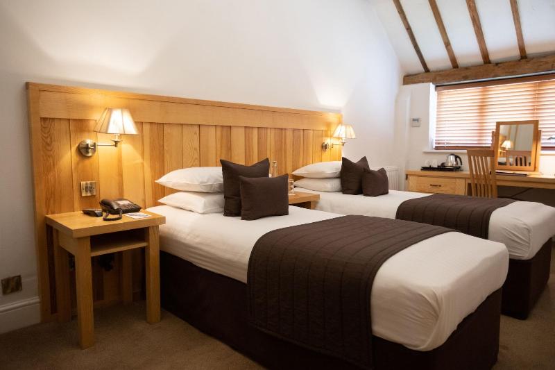Tewin Bury Farm Hotel - Oda