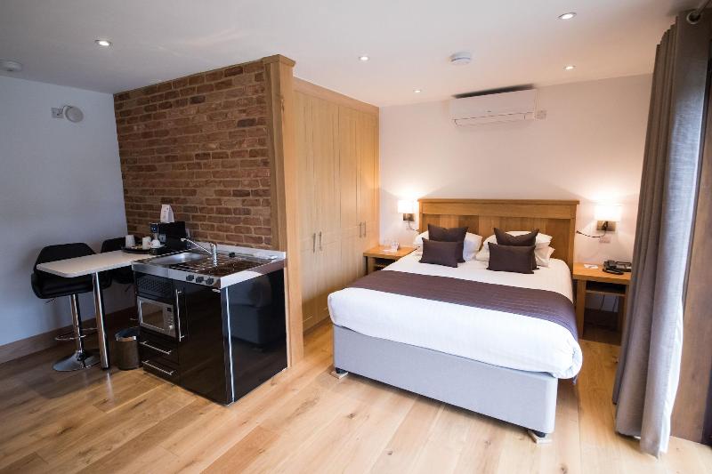 Tewin Bury Farm Hotel - Oda