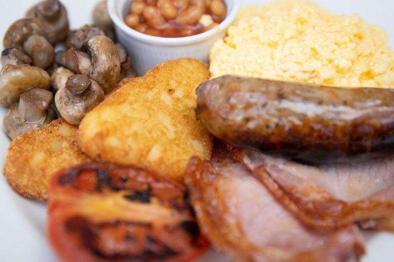 Tewin Bury Farm Hotel - Restoran