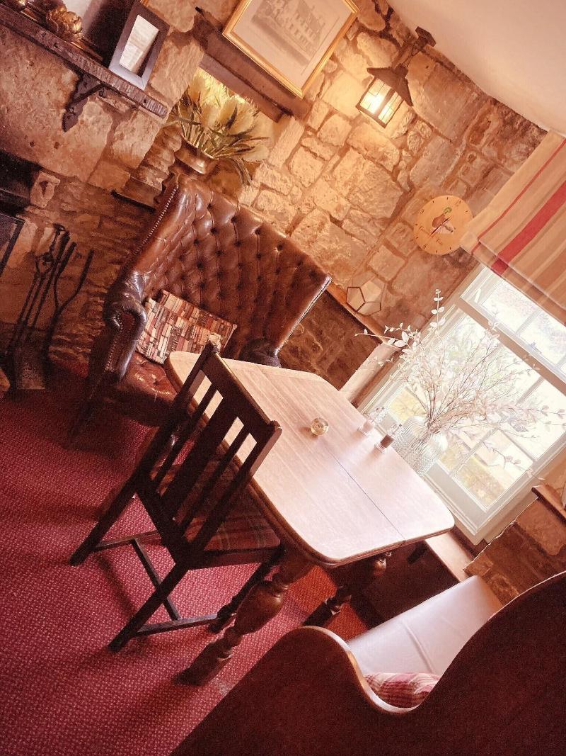 Inn For All Seasons Hotel - Bar