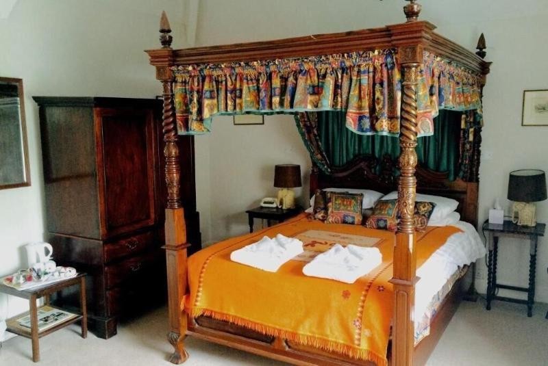 Inn For All Seasons Hotel - Oda