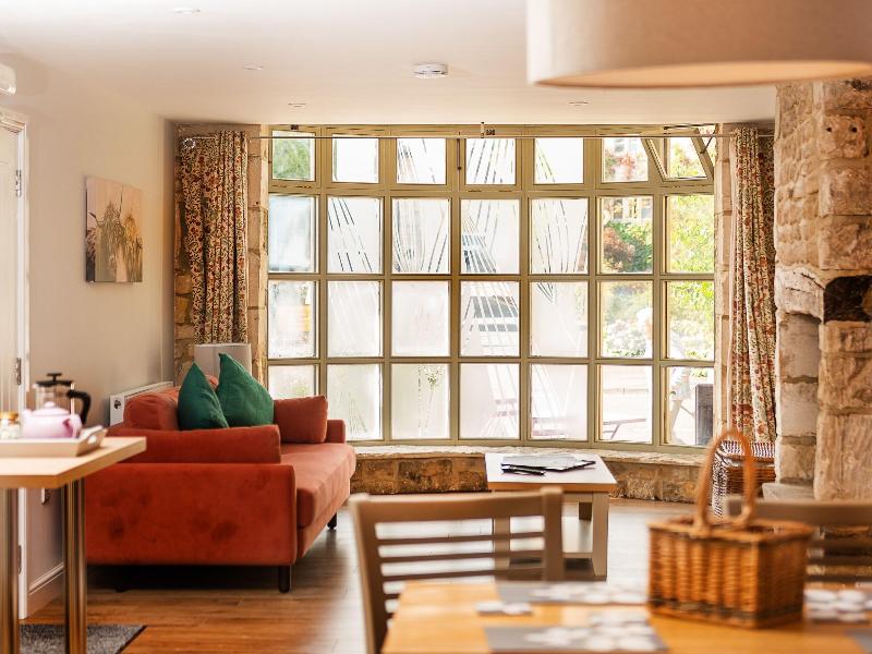 Wild Garlic Restaurant & Rooms - Lobi