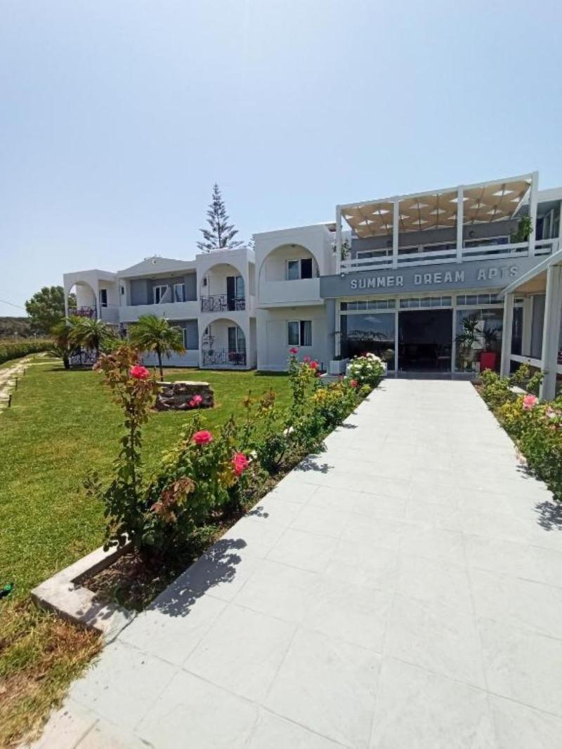 Summer Dream Hotel - Genel