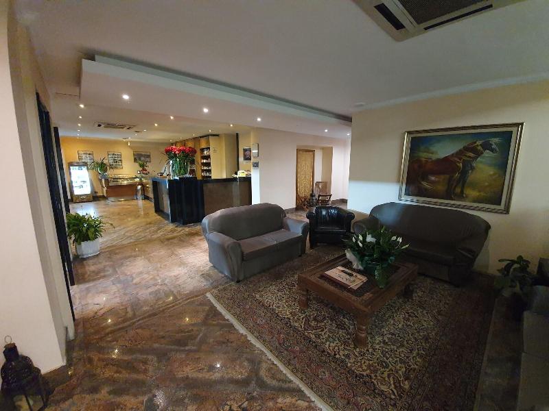 Hotel Ristorante La Campagnola - Lobi
