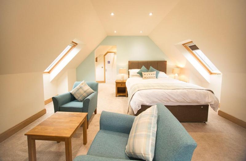 Redwood House Hotel - Oda