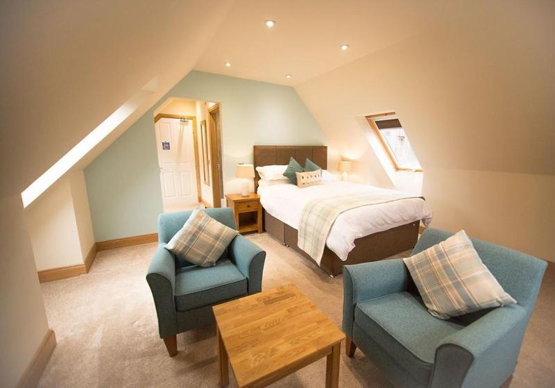 Redwood House Hotel - Oda