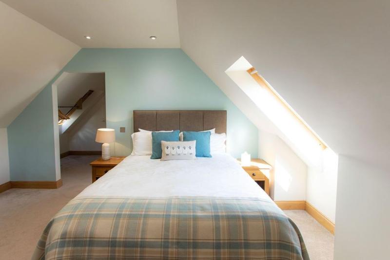 Redwood House Hotel - Oda