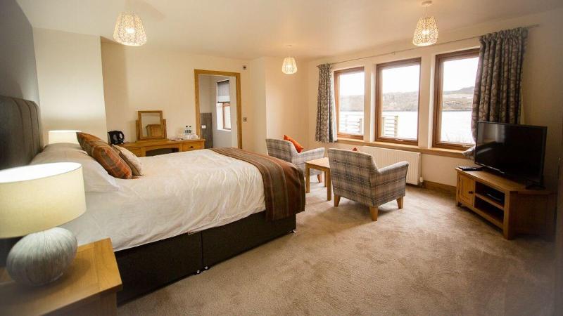 Redwood House Hotel - Oda