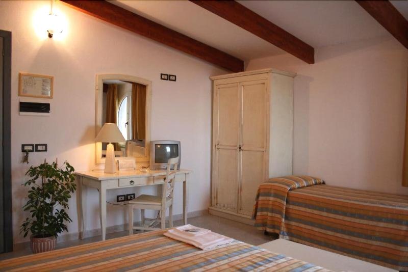 Hotel Cala Di Seta - Oda