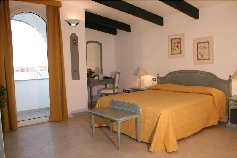 Hotel Cala Di Seta - Oda