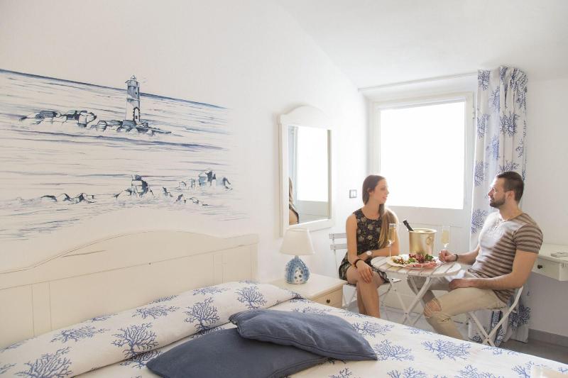 Hotel Cala Di Seta - Oda