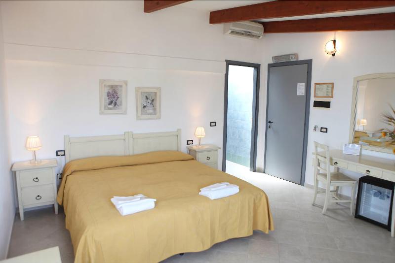Hotel Cala Di Seta - Oda
