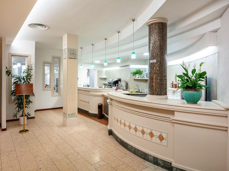 Hotel Carlo Felice - Lobi