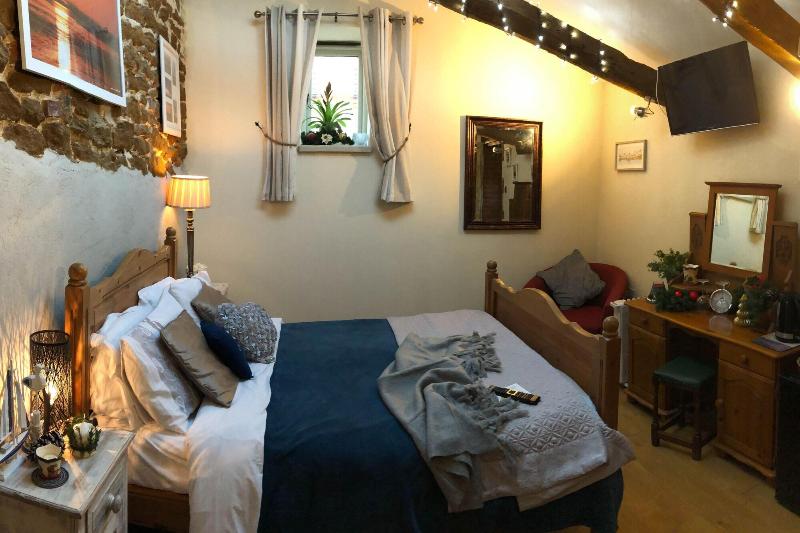 Norfolk Coast B&B Cottages and Camping - Oda