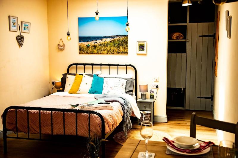 Norfolk Coast B&B Cottages and Camping - Oda