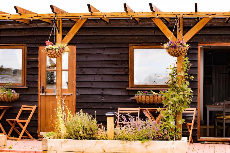 Norfolk Coast B&B Cottages and Camping - Oda