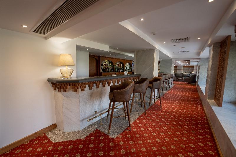 Baron Hotel Cairo - Bar