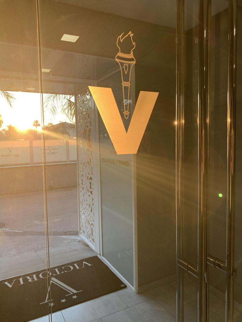 Victoria Hotel - Lobi