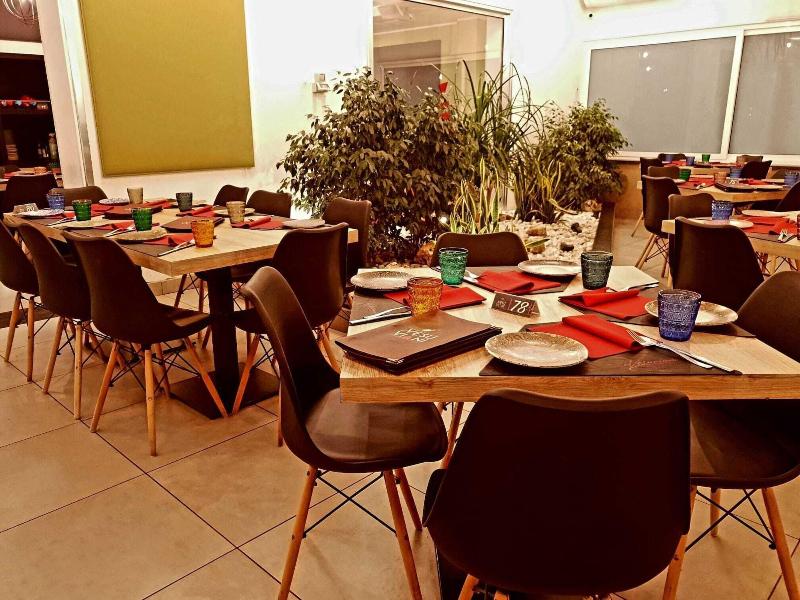 Victoria Hotel - Restoran