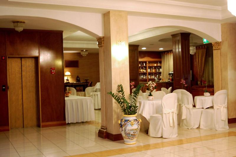 Hotel Ristorante Donato - Lobi
