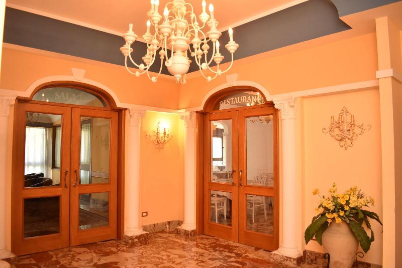 Hotel Miravalle - Lobi
